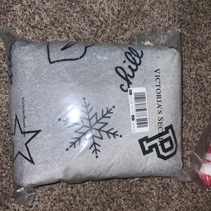 Vs pink Sherpa blanket